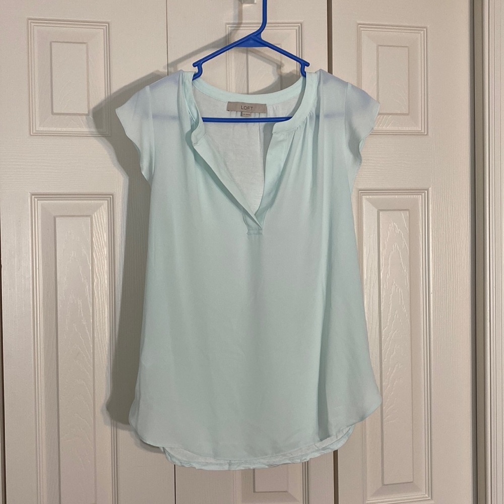 Lightweight top from LOFT, pale mint green, size M
